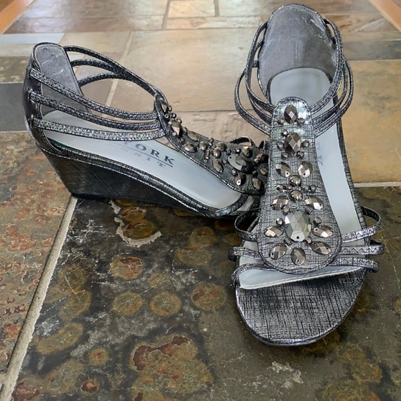 New York Transit | Shoes | New York Transit Silver Wedge Sandals | Poshmark